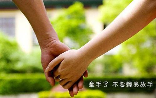 经典伤感句子[18句] (想念一段时光的掌纹…)